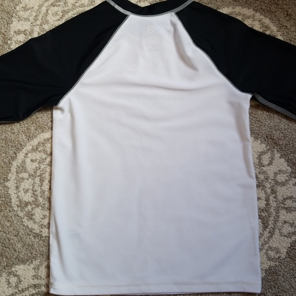 New Kids Hunter Target Rash Guard | M - Picture 2 of 4